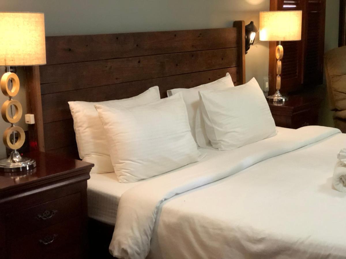 ドゥマゲティ Victoria'S Haven Bed & Breakfast エクステリア 写真
